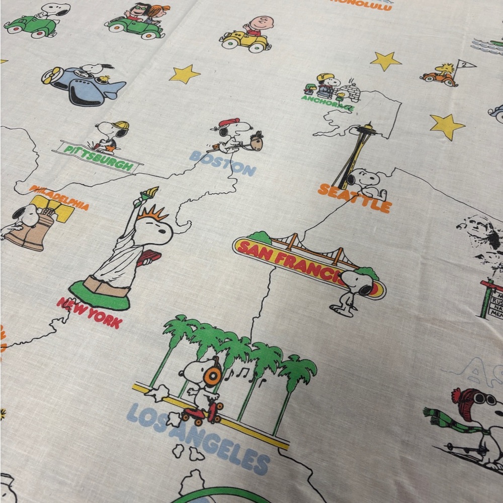 Snoopy Peanuts travel cities vintage Bedding Sheet 96x64” flat sheet. Craft